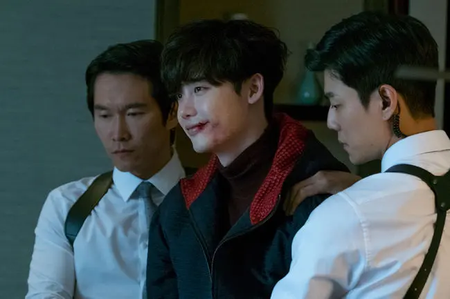 《优越罪恶权&优越罪罚》2025韩国版-1080P高清画质-无删减免费在线观看全集-韩国电影《优越罪恶权&优越罪罚》