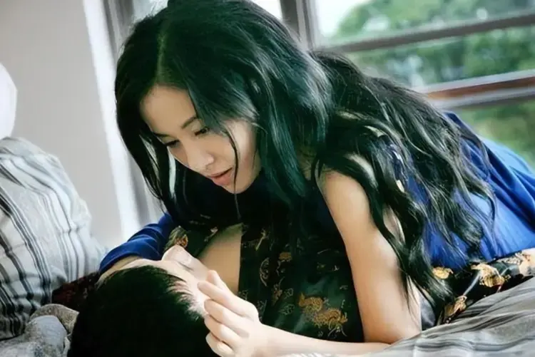 金牌影视与VS影视网联合呈现：韩国电影《嫂嫂情事》未删减版HD高清免费在线观看 - 韩国电影《嫂嫂情事》无广告全片在线看