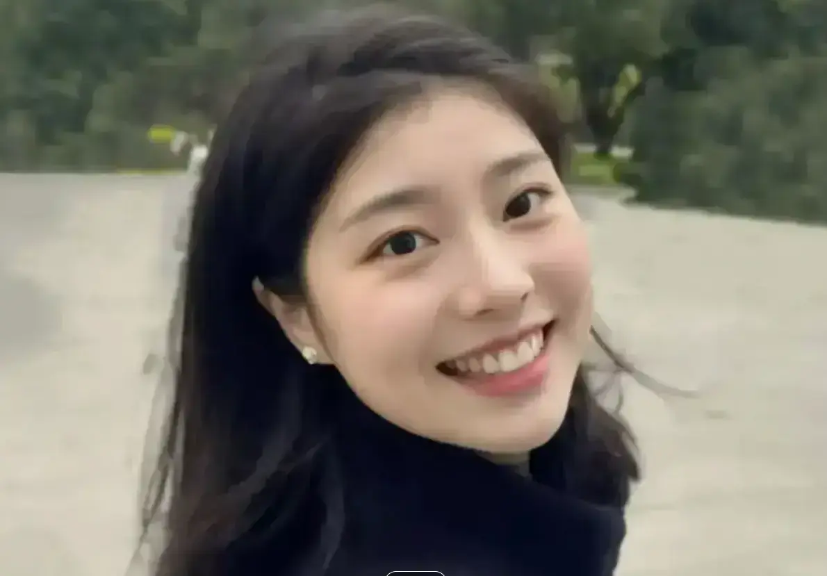 《秦嘉妮》相关资源图片